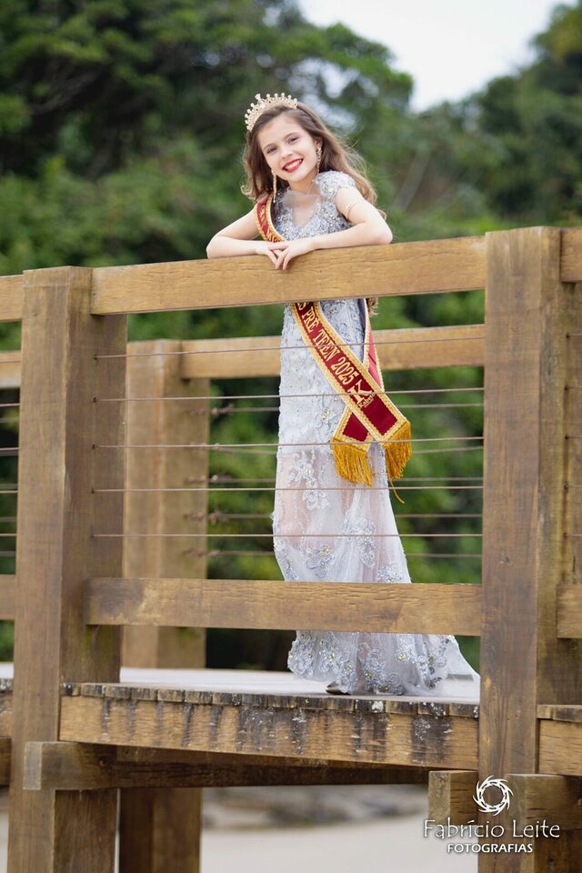 Book Miss Bombinhas 2025 Aghata